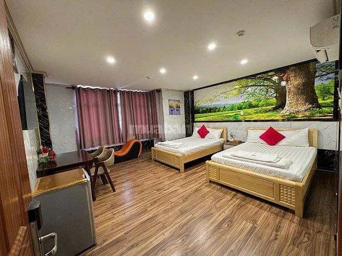 BÁN KHÁCH SẠN Q.PHÚ NHUẬN 6 TẦNG, 20 PHÒNG