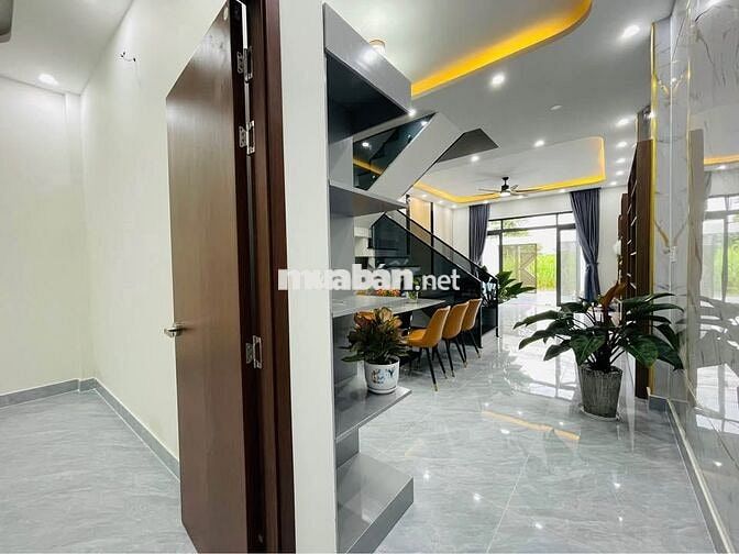 Nhà xây mới tại Lái Thiêu, BD trệt lầu 95m2/766trieu gần THCS Phú Long