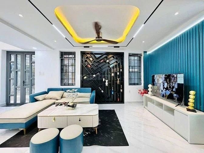 Chính chủ cần bán gấp nhà hẻm 4,5m Lê Văn Sỹ, Quận 3, giá 5 tỷ