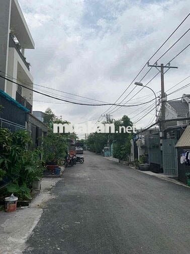 Cho thuê Kho bãi 200m2 đường xe tải, ngay công an xã Nhơn Đức