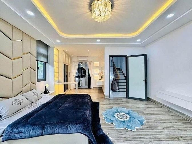 Chính chủ cần bán gấp nhà hẻm 4,5m Lê Văn Sỹ, Quận 3, giá 5 tỷ