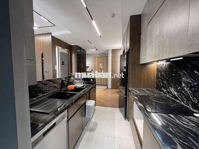 💎Emerald cho thuê gấp căn hộ 3PN + 2WC, view hồ bơi - giá 18tr/ tháng
