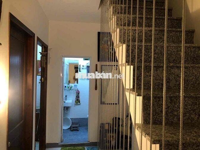 Nhà nguyên căn 4 phòng ngủ Mặt Tiền Hẻm 6m full nội thất