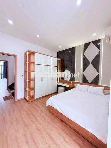 Nhà Đẹp Trung Tâm - 4PN - 27 triệu