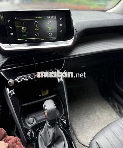 Peugeot 2008 GT Line 2022 số tự động