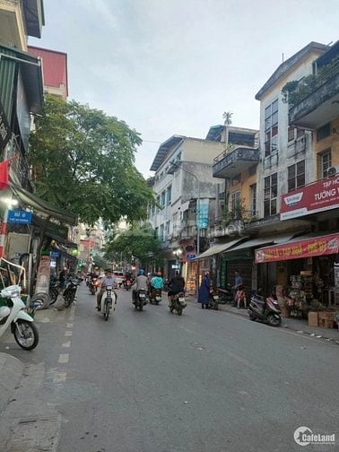 BÁN NHÀ 5 TẦNG DIỆN TÍCH 65M2  KHU PHỐ ÂU CƠ,TÂY HỒ,HÀ NỘI
