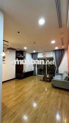 Cho thuê căn hộ 2n1k Hoà Bình Green 376 đường Bưởi