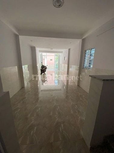  Mặt Tiền Thụt THÁI PHIÊN- Q.11-54m2(3.8x14.3)- 5Tầng-Cho Thuê 20Tr/Th