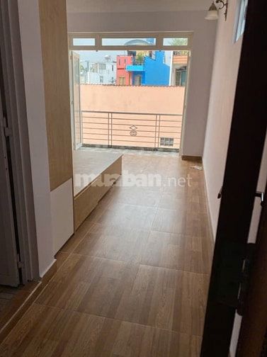  Mặt Tiền Thụt THÁI PHIÊN- Q.11-54m2(3.8x14.3)- 5Tầng-Cho Thuê 20Tr/Th