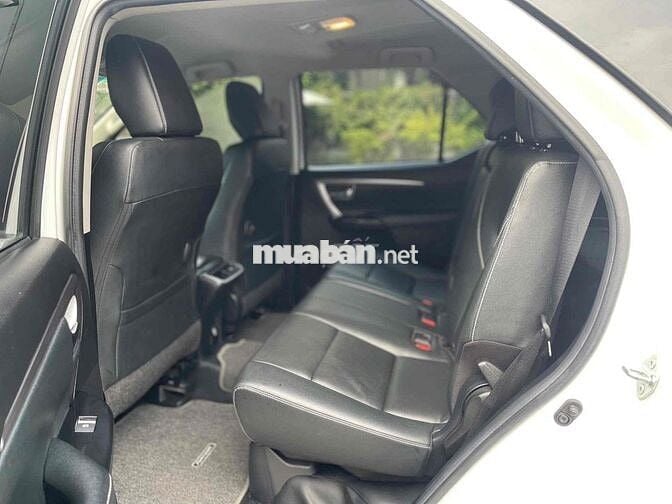 Toyota Fortuner 2022 máy dầu, 1 cầu, std, giá tl