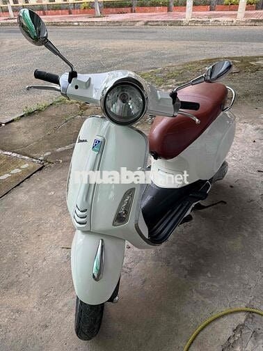 Dư không sử dụng, muốn chia lại cho ai cần Vespa