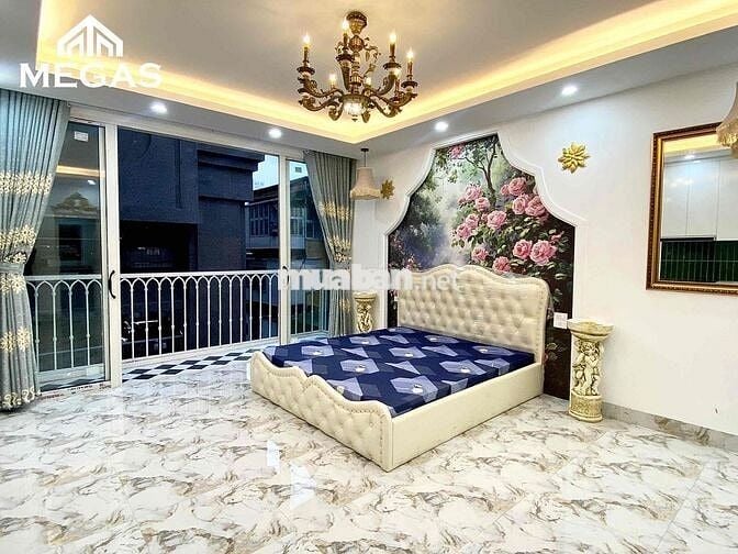 CĂN HỘ LUXURY MỚI TINH BAN CÔNG THOÁNG NGAY TRUNG KÍNH, TRUNG HOÀ