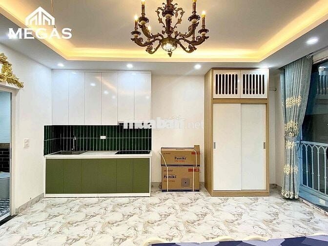 CĂN HỘ LUXURY MỚI TINH BAN CÔNG THOÁNG NGAY TRUNG KÍNH, TRUNG HOÀ