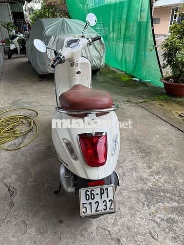 Dư không sử dụng, muốn chia lại cho ai cần Vespa