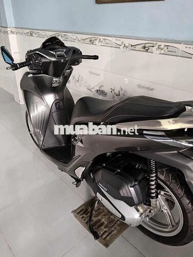 Cần Bán SH Người Dùng Kĩ - 150i - ABS