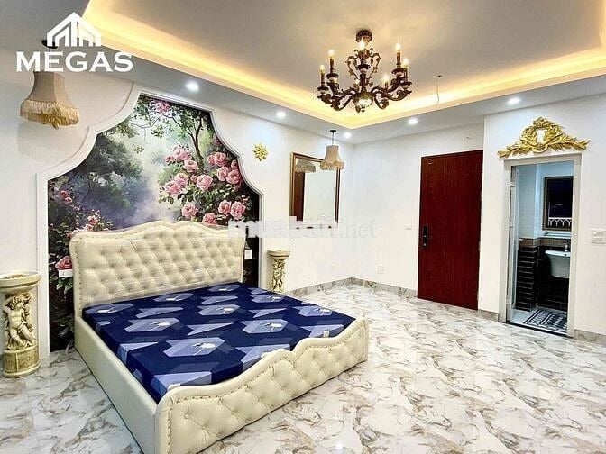 CĂN HỘ LUXURY MỚI TINH BAN CÔNG THOÁNG NGAY TRUNG KÍNH, TRUNG HOÀ