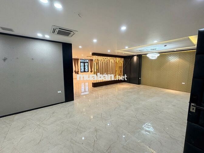Cho Thuê Văn Phòng 140m2 - 35 Triệu/Tháng Mặt Phố Duy Tân, Cầu Giấy