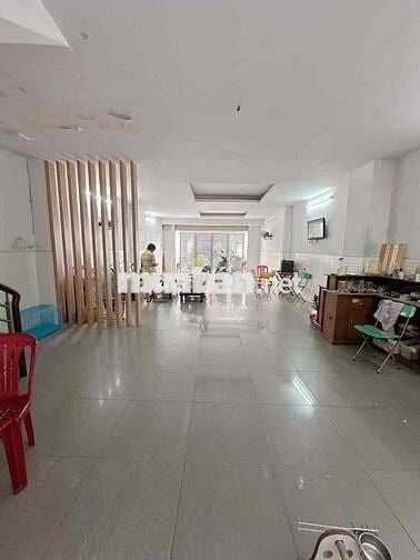 NHÀ 3 TẦNG. MẶT TIỀN HẺM KD. NGANG HIẾM 5M NỞ HẬU 7M VUÔNG VỨC. 8X TỶ