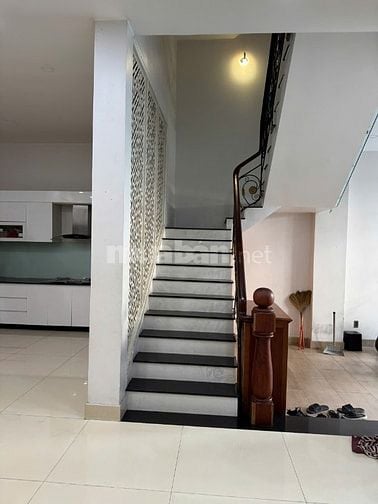Căn biệt thự đường 23, HBC. Biệt thự 3 lầu thoáng mát gần sông