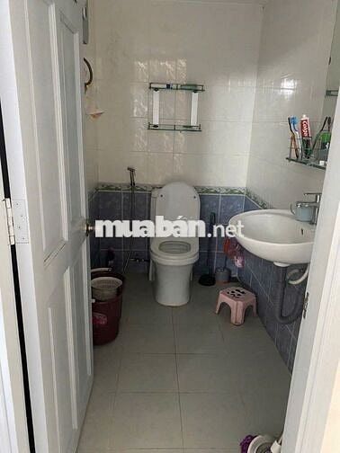 Chung cư Trần Quang Khải, Quận 1: 86m2, 2p ngủ, full nội thất, 12tr/th