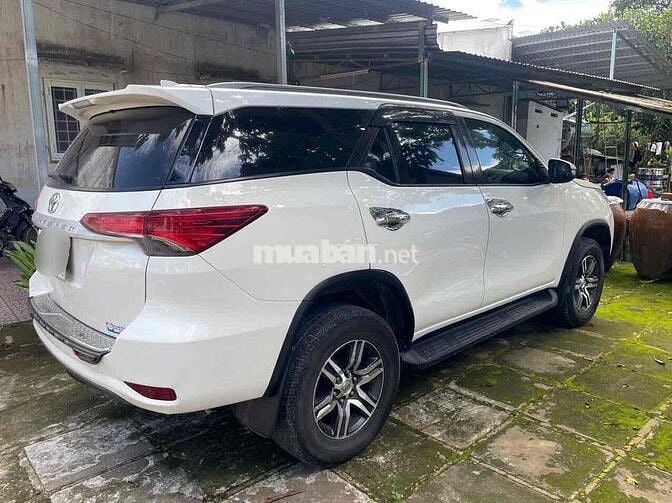 Toyota Fortuner 2020 2.4MT máy dầu