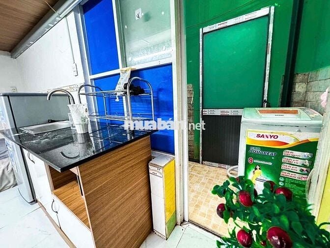 Căn Hộ 3 Chỗ Ngủ , 1WC Nội Thất Đầy Đủ , Ban Công Thoáng Mát