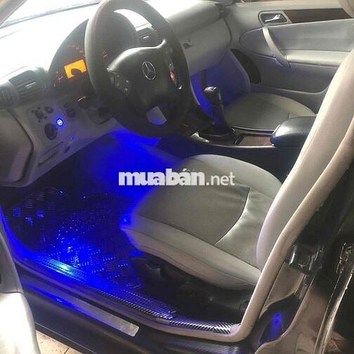 Mercedes C200 Số sàn 4 máy còn rất mới