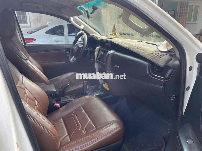 Toyota Fortuner 2020 2.4MT máy dầu