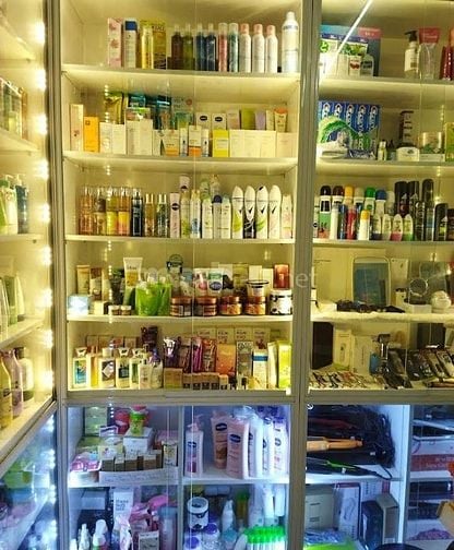 ĐANG TÌM BẠN TƯ VẤN BÁN SẢN PHẨM VỀ MỸ PHẨM, CHĂM SÓC SẮC ĐẸP 