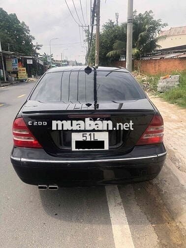 Mercedes C200 Số sàn 4 máy còn rất mới