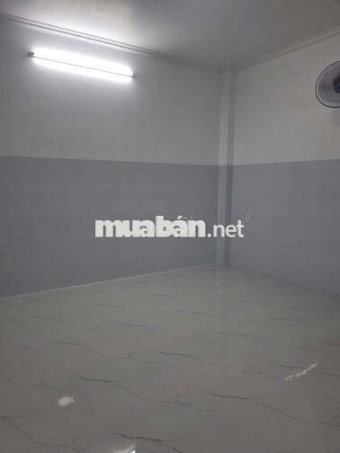 NHÀ MT DƯƠNG THỊ GIANG 6X20M 1 TRỆT 3 LẦU GIÁ TỐT