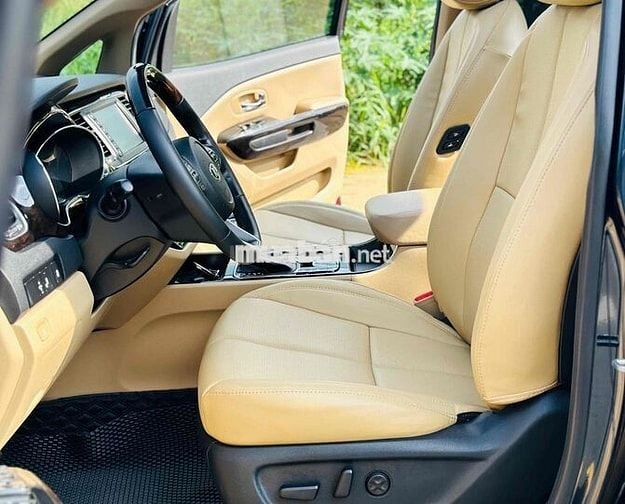 Kia Sedona 2019 - 90000 km