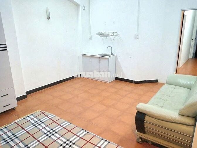 Cho thuê căn hộ 2 phòng ngủ full nội thất ở được 4 người Quận 11