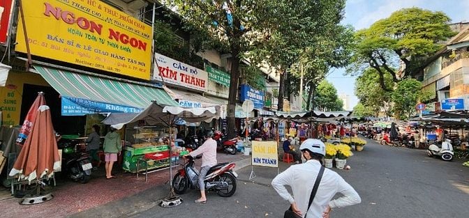 Chính chủ bán nhà mặt tiền đường Bùi Hữu Nghĩa đối diện chợ Hòa Bình