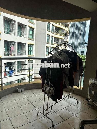Căn hộ cho thuê 70m2 mặt đường Xuân Thuỷ, Cầu Giấy