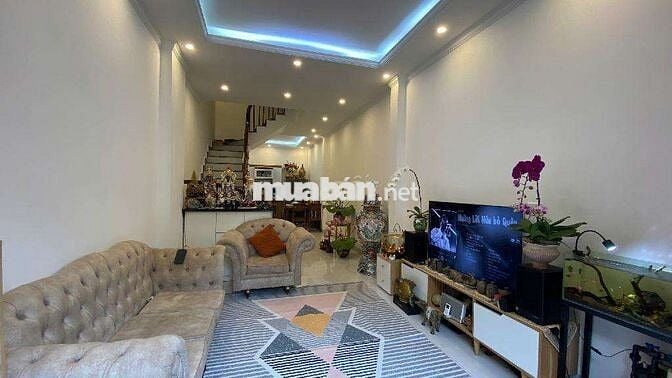 ✈️HIẾM TT NGUYỄN VĂN CỪ.BỒ ĐỀ ✈️DT 46m2. 4 tầng. Giá 8,5 tỷ.Nhà mới.