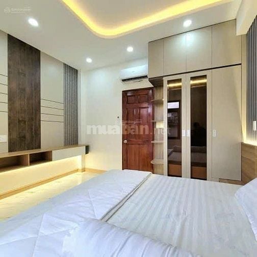 Nhà ngộp 68m2, giá 2tỷ250triệu Hiệp Bình Chánh, Thủ Đức cách GigaMall