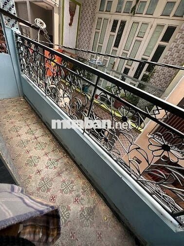 NHÀ BẾN VÂN ĐỒN Q4- 3 LẦU ĐÚC- 78m2 NỞ HẬU- KO QH- GIÁ 7 TỶ NHỈNH