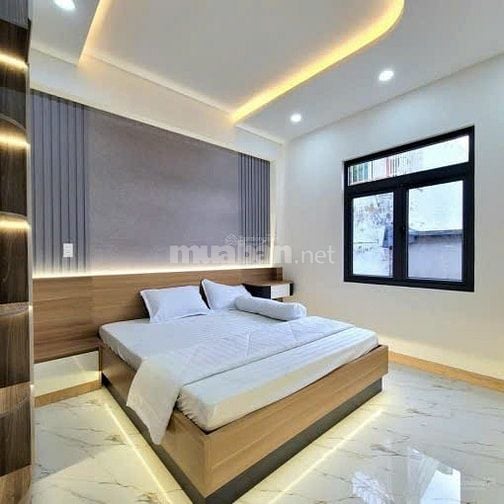 Nhà ngộp 68m2, giá 2tỷ250triệu Hiệp Bình Chánh, Thủ Đức cách GigaMall