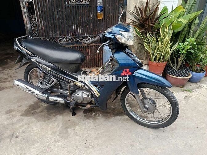 YAMAHA  2011