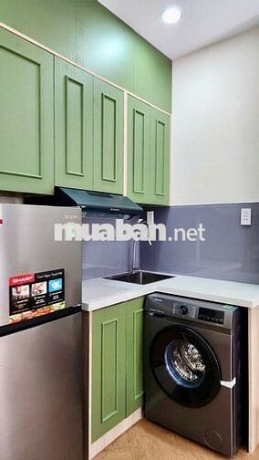 CĂN HỘ FULL NỘI THẤT CỬA SỔ VÀ BAN CÔNG LỚN Ở PHÚ NHUẬN GIÁP Q3,Q1
