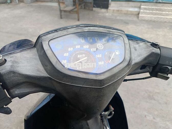 YAMAHA  2011