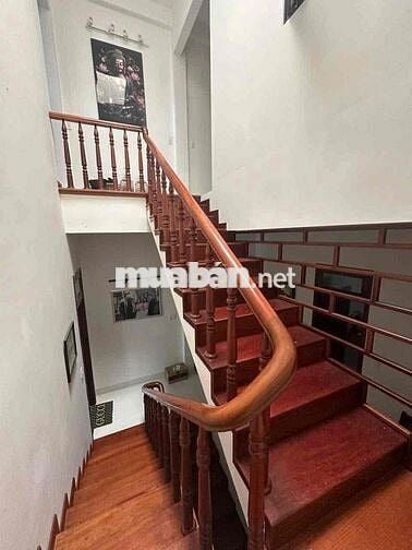Nhà phố Dì ruột bán!!! nhà đẹp và mặt tiền 2 xe oto tránh nhau