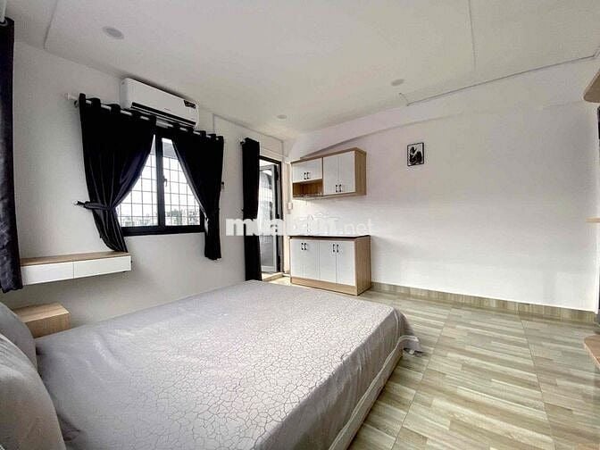 CĂN HỘ STUDIO BAN CÔNG - CỬA SỔ - FULL NỘI THẤT - KẾ CHỢ BÀ CHIỂU
