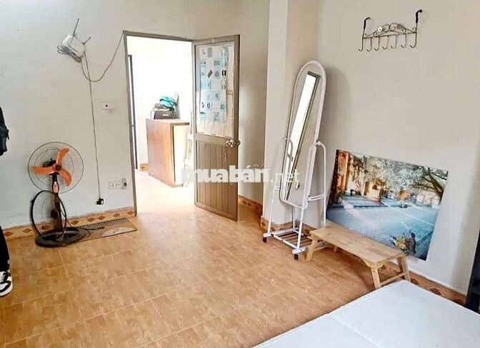 CHÍNH CHỦ BÁN GẤP NHÀ TẬP THỂ LIỄU GIAI, NGỌC KHÁNH, 88M, 3PN,