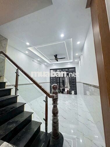 Bán nhà hẻm 6m sát chợ Bình thành 4 x 16m đúc 3 tấm