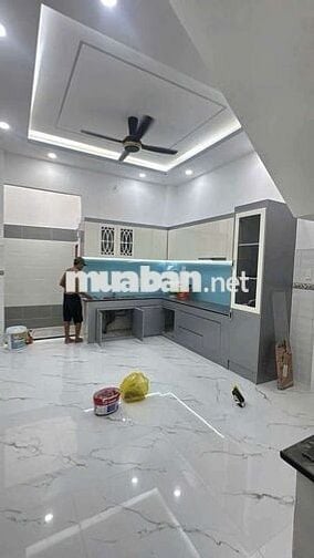 Bán nhà hẻm 6m sát chợ Bình thành 4 x 16m đúc 3 tấm