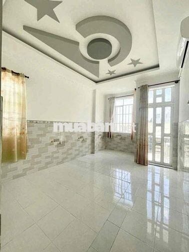Nhà 3 tầng, 4 phòng ngủ đường Võ Trường Toản