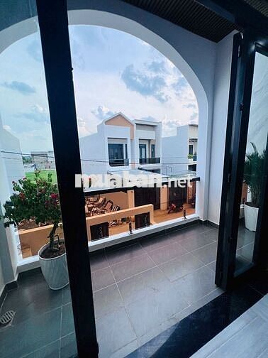 Bán nhà 2 tầng 120m², 3PN Đinh Đức Thiện, Cần Đước, Long An
