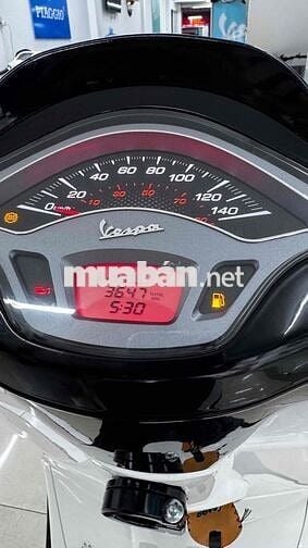 Vespa Sprint Model 2024 Bảo hành hãng 3 năm